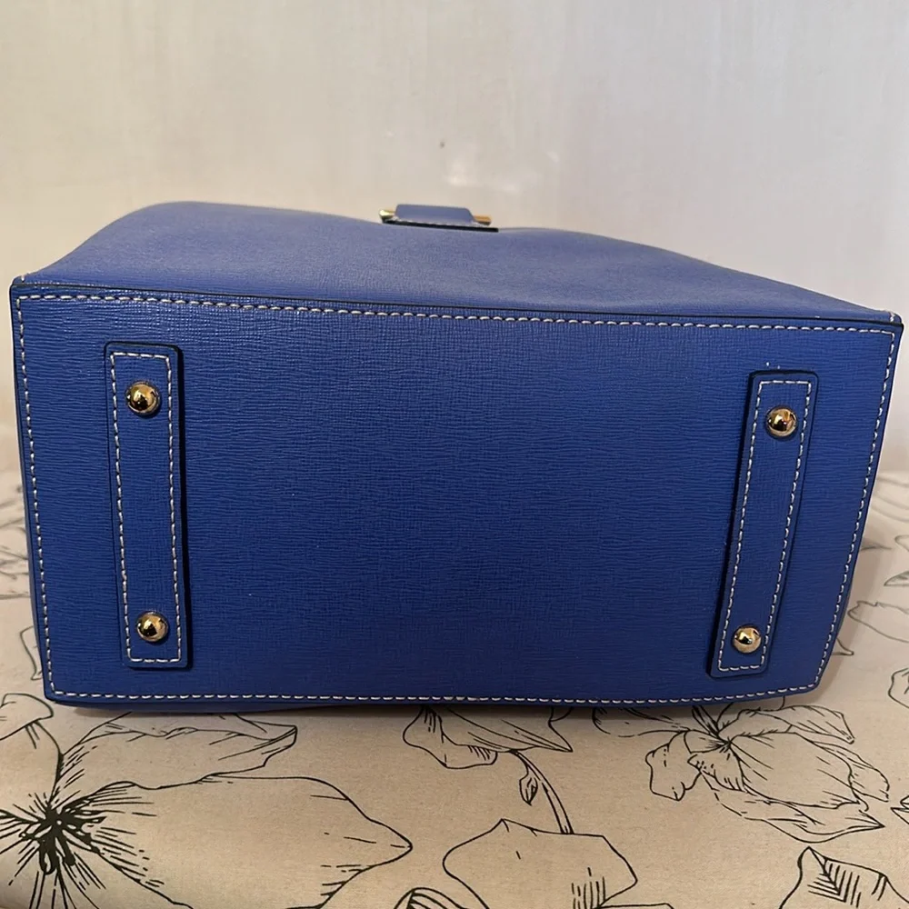 Handbag - Picture 11 of 13